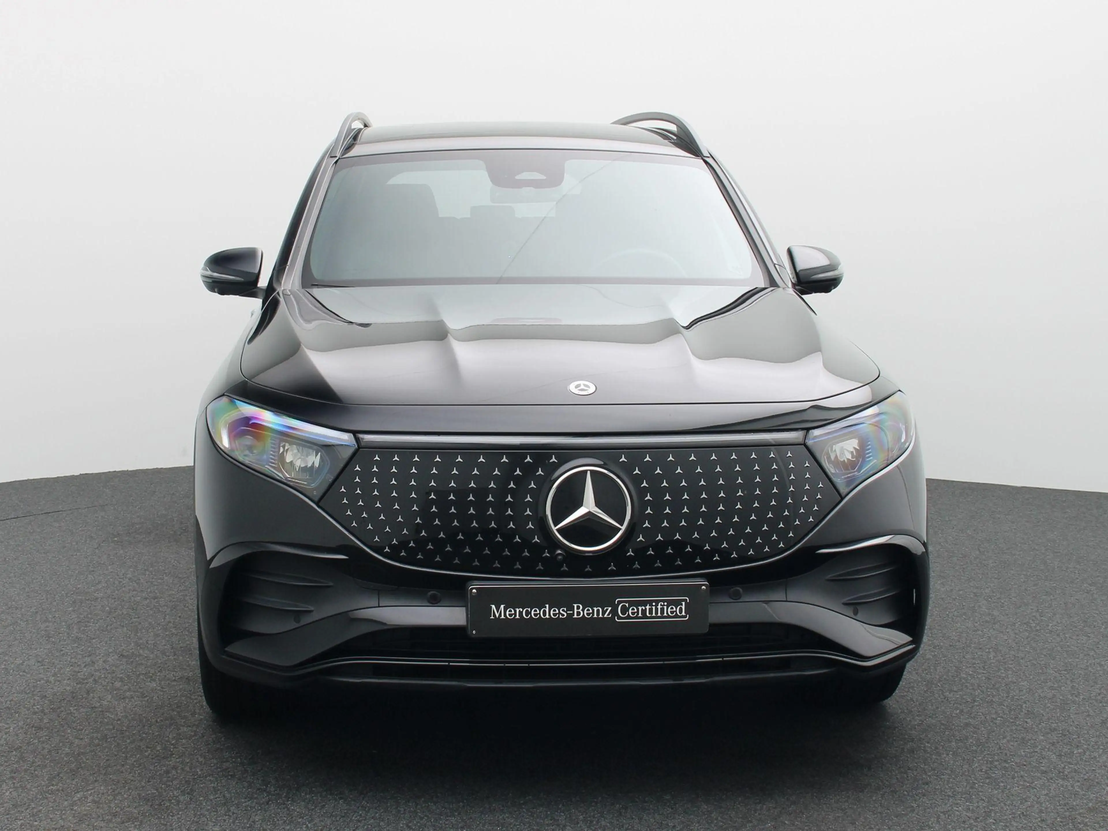 Mercedes-Benz EQB 250 250+ AMG Line + PANORAMISCH DAK + CARPLAY + — photo 3