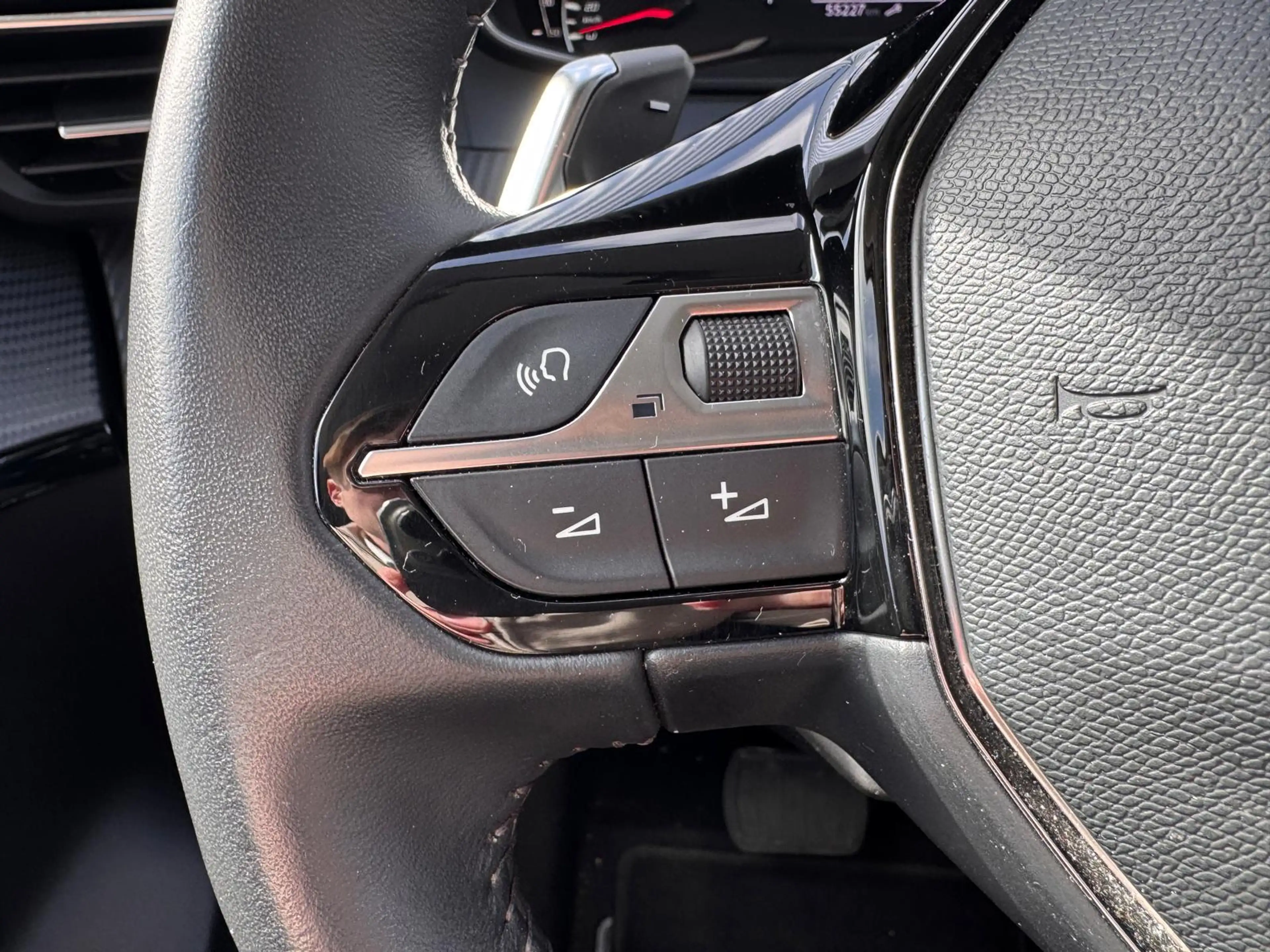 Peugeot 208 1.2 100PK Allure Automaat | Camera | Navigatie | A — photo 15