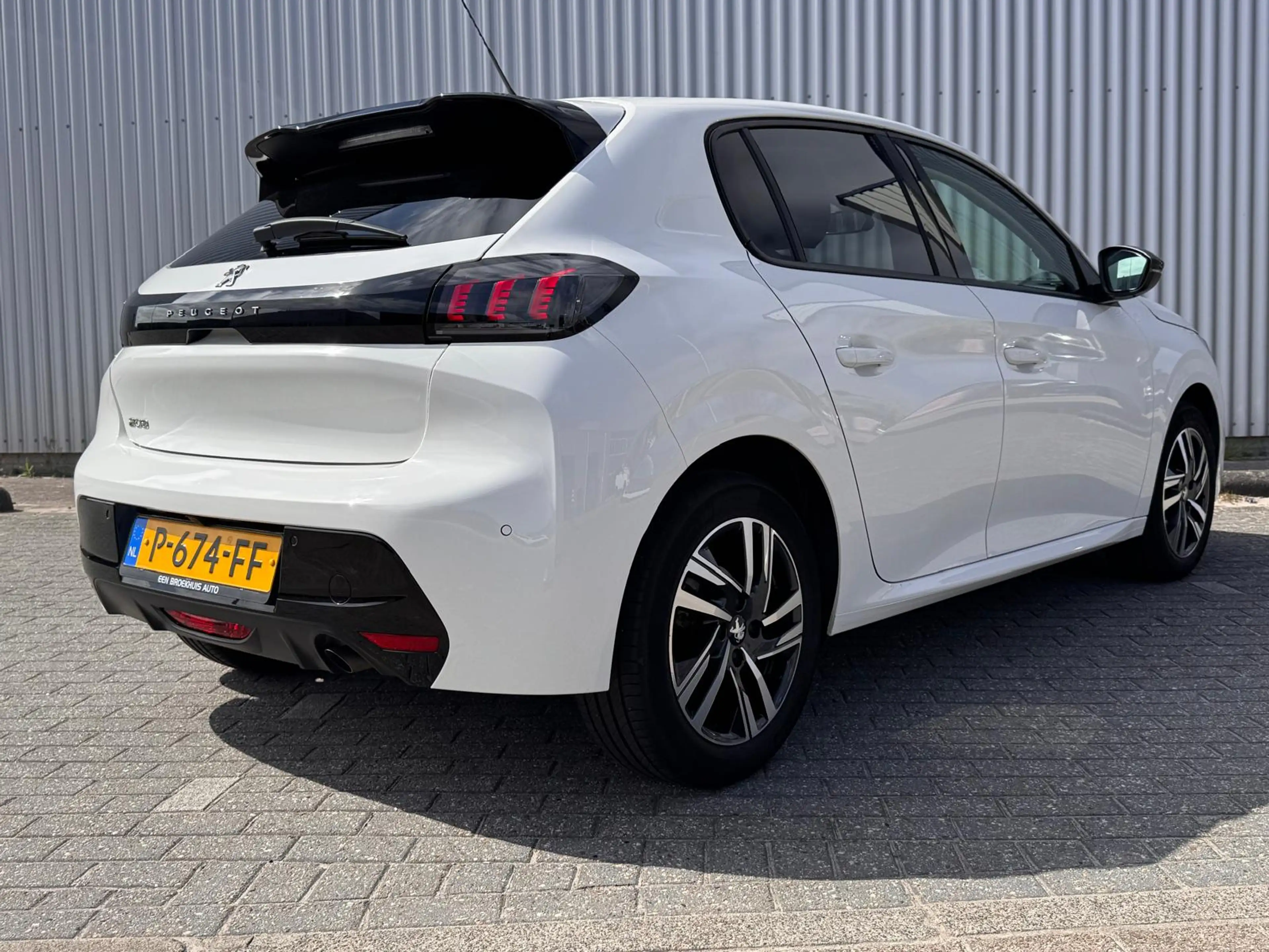 Peugeot 208 1.2 100PK Allure Automaat | Camera | Navigatie | A — photo 5