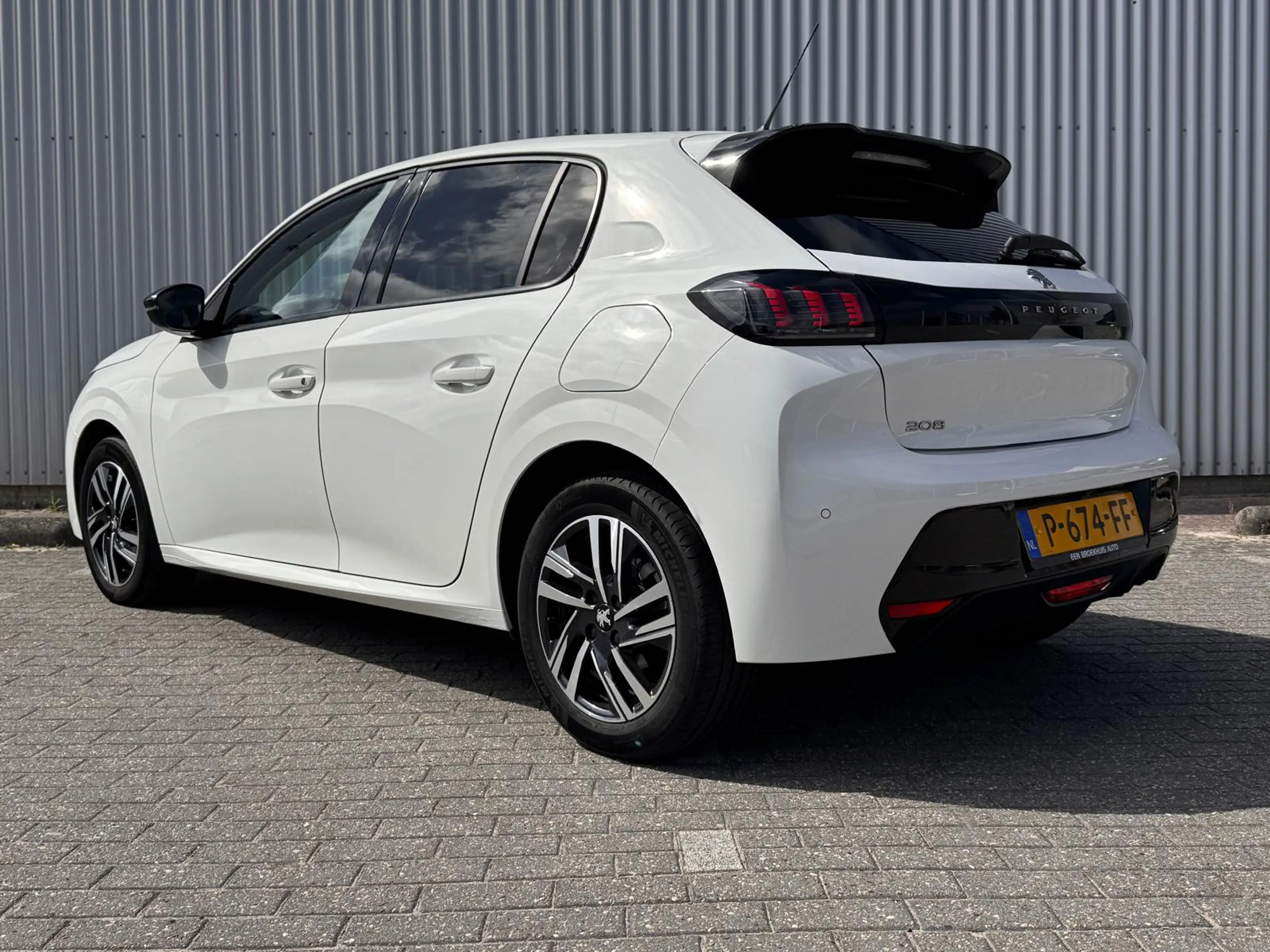 Peugeot 208 1.2 100PK Allure Automaat | Camera | Navigatie | A — photo 3
