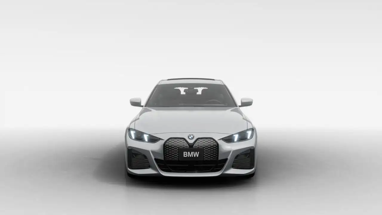 BMW i4 снимка BMW i4