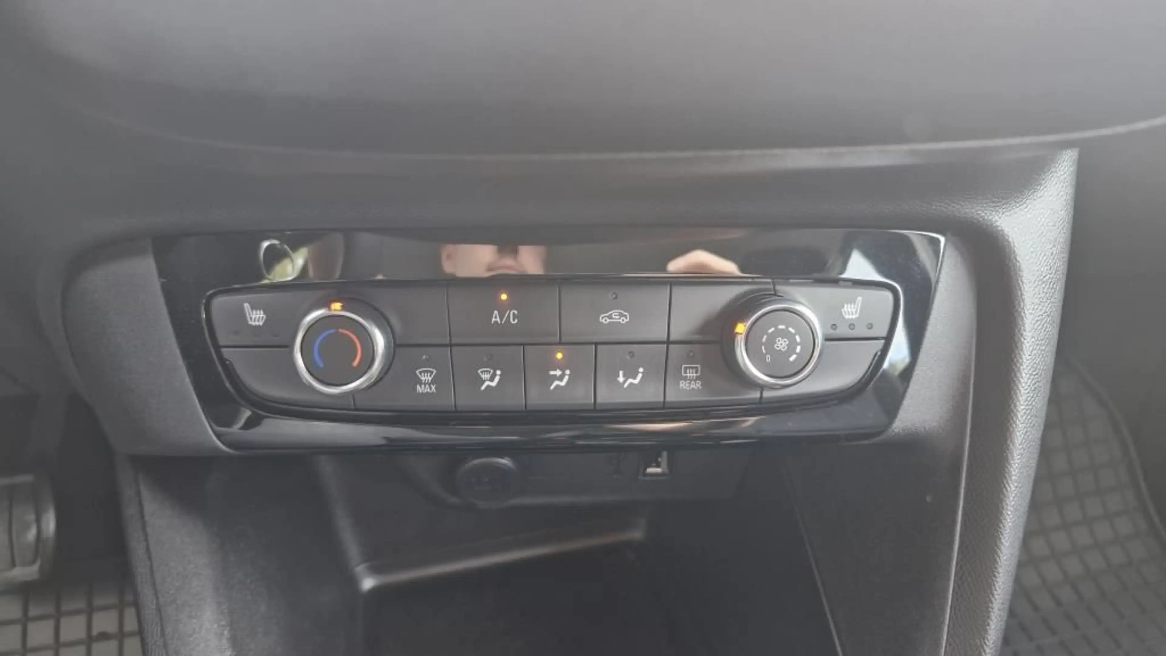 Opel Corsa 1.2T 8-AT Navi+Sitzheizung+Beh. Lenkrad — photo 15