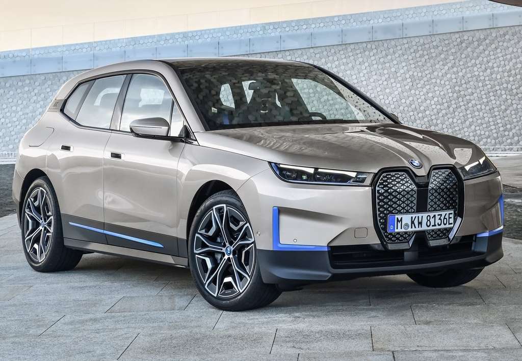 BMW iX xDrive 45 - foto 1