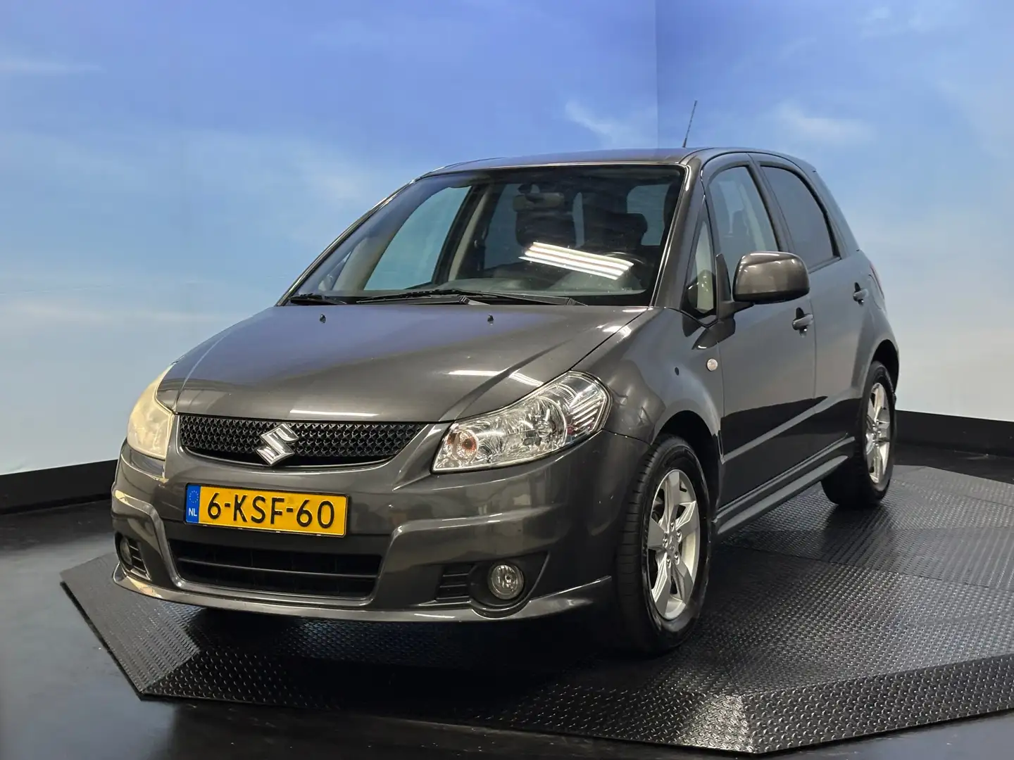 Suzuki SX4 1.6 Exclusive Clima| Leer | Navi | Trekhaak Grijs - 2