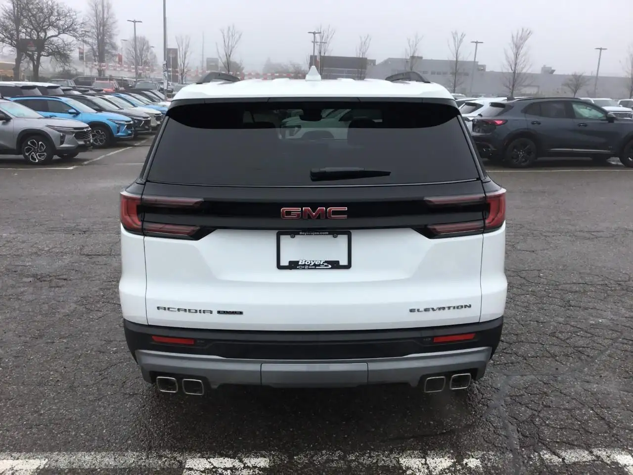 GMC Acadia снимка GMC Acadia