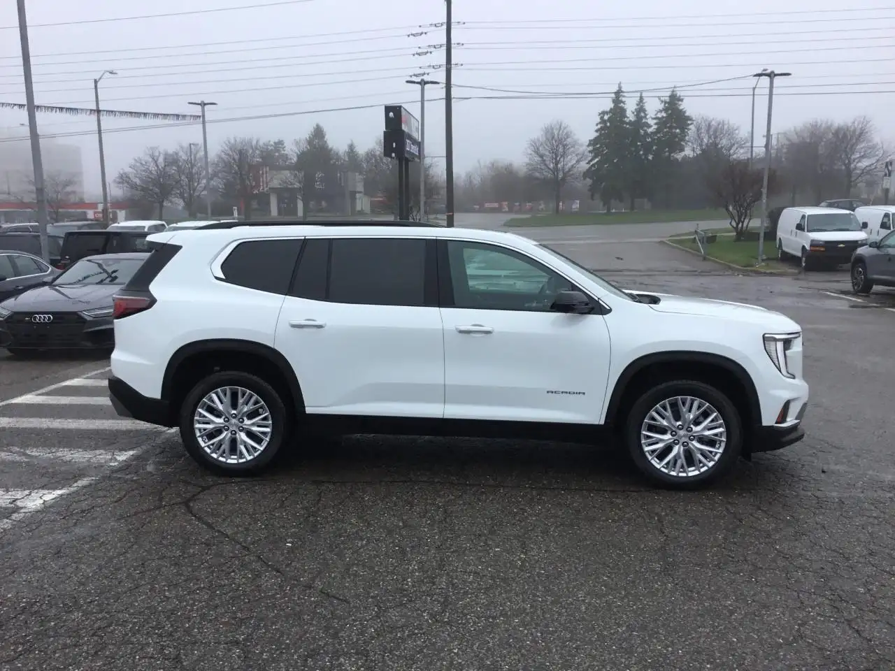 GMC Acadia снимка GMC Acadia