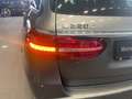 Mercedes-Benz E 220 d T AMG+PANO+AHK+MEMORY+MBUX Grau - thumbnail 11