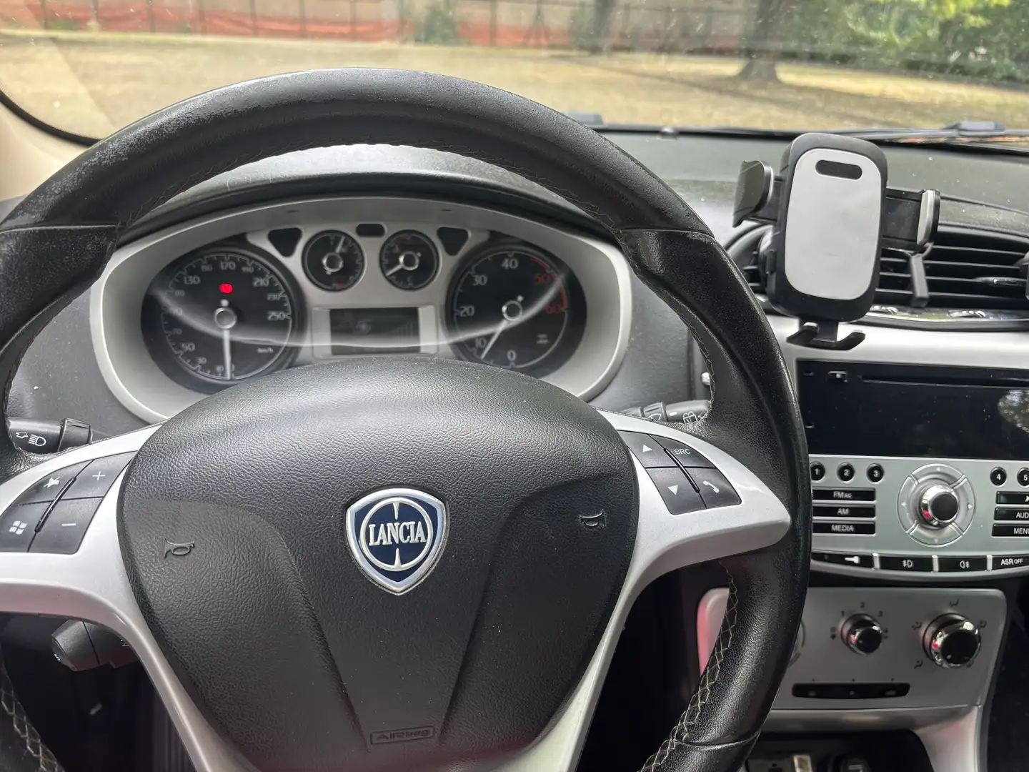 Lancia Delta 1.6 mjt Argento 120cv dpf - 2