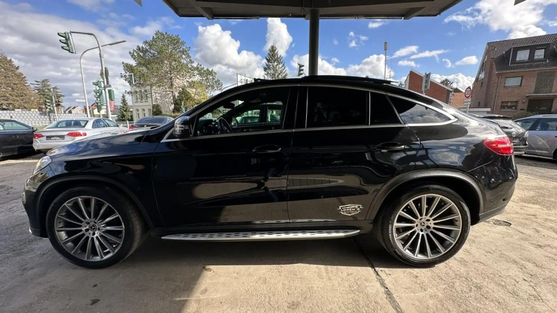 Mercedes-Benz GLE 350 d Coupe 4Matic *Pano*B&O*22 Zoll*Carbon* Schwarz - 2