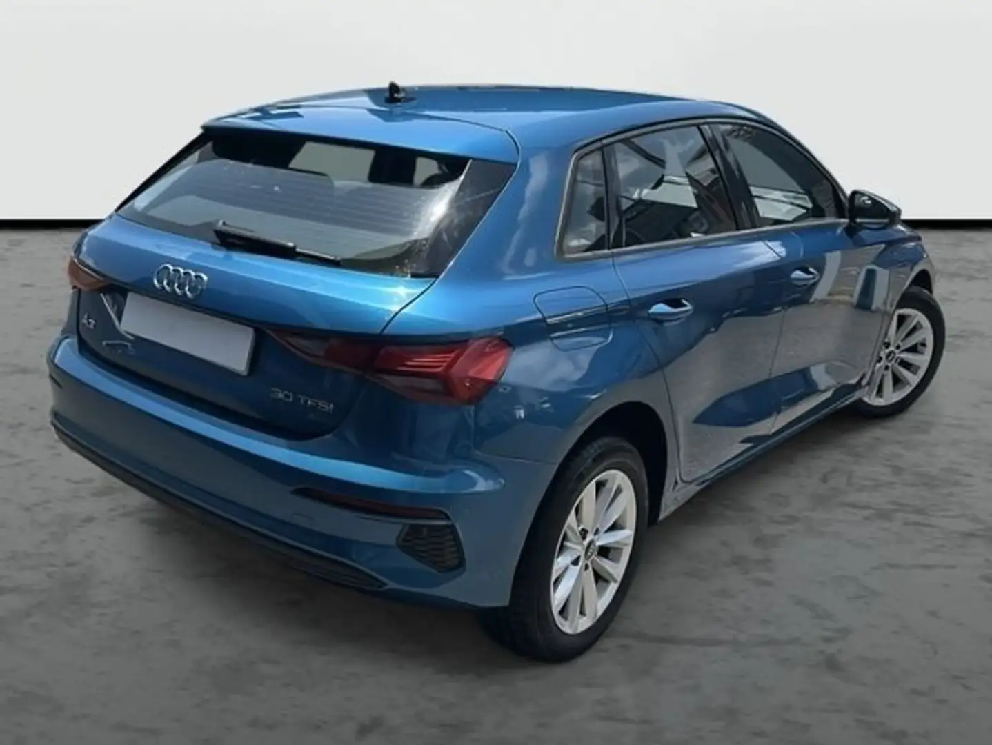 Audi A3 Sportback City Line 30 TFSI 81 kW (110 CV) Azul - 2