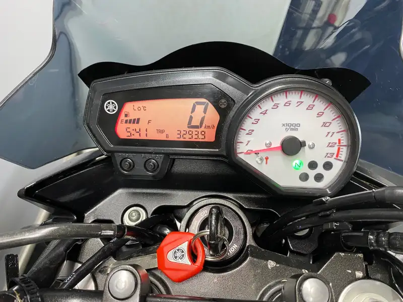Yamaha FZ 8 - foto 8