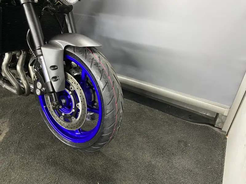 Yamaha FZ 8 - foto 3