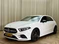 Mercedes-Benz A 250 *AMG* Leder/Alcantara / 225PK / Camera / Full LED Wit - thumbnail 5