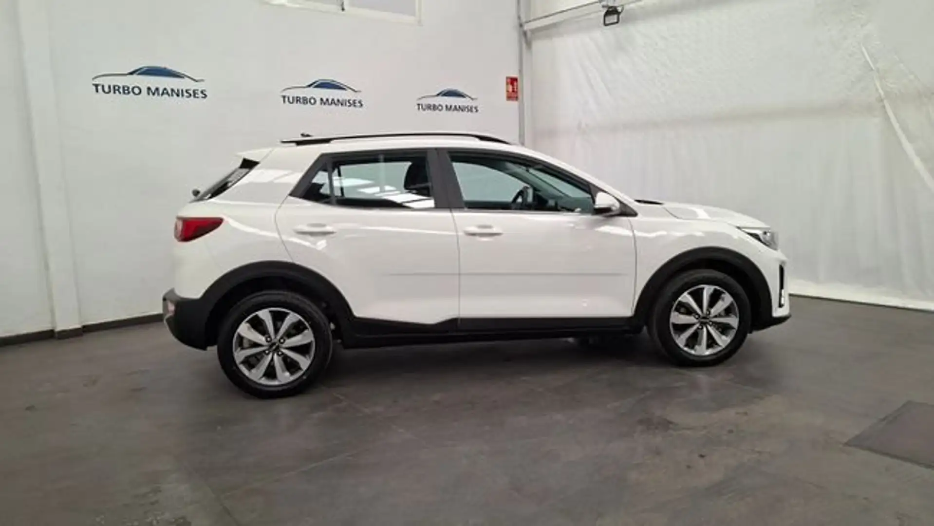 Kia Stonic 1.0 T-GDi 74kW (100CV) MHEV iMT Drive Blanco - 2