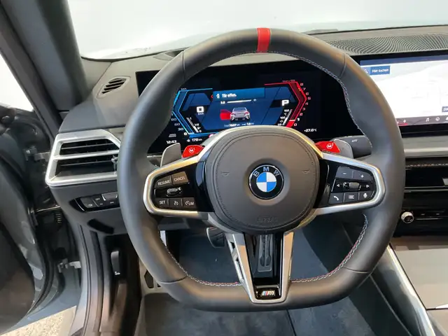 BMW M2 view 4