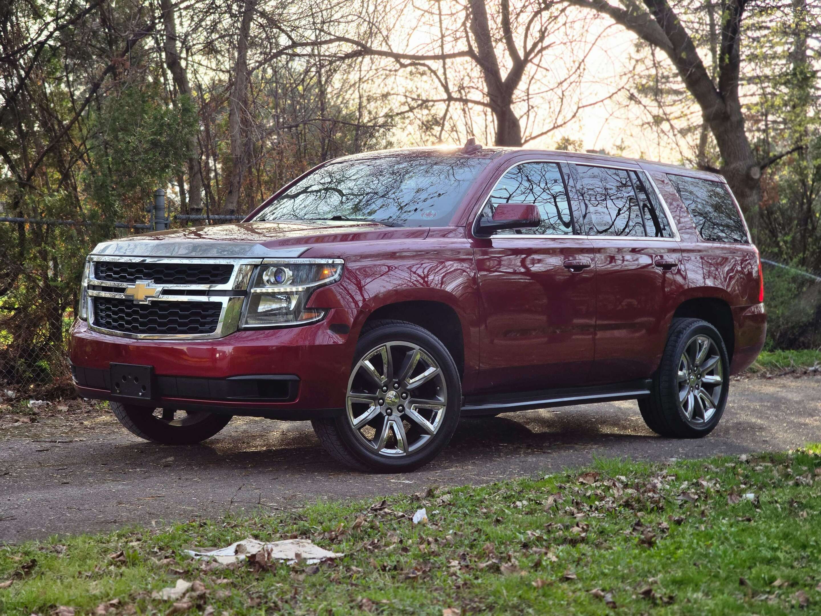 2016 Chevrolet Tahoe One Owner, x Fire Platoon Chief, 123,800km's — снимка 1