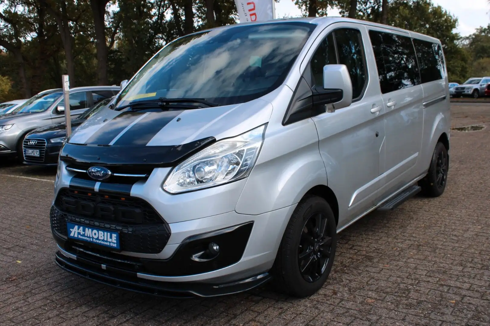 Ford Tourneo Custom Kombi 310 L2 Titanium Silber - 1