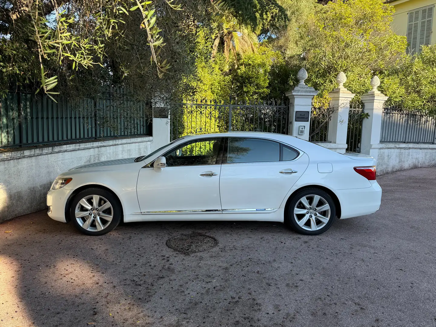 Lexus LS 600 LS 600h L Pack Président A Biały - 2