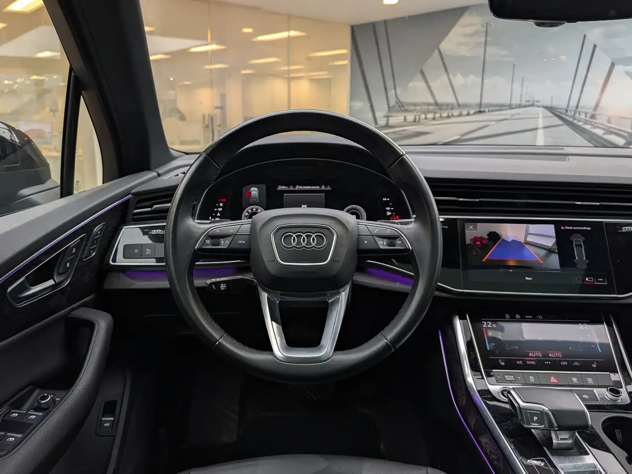 Audi Q7 снимка Audi Q7