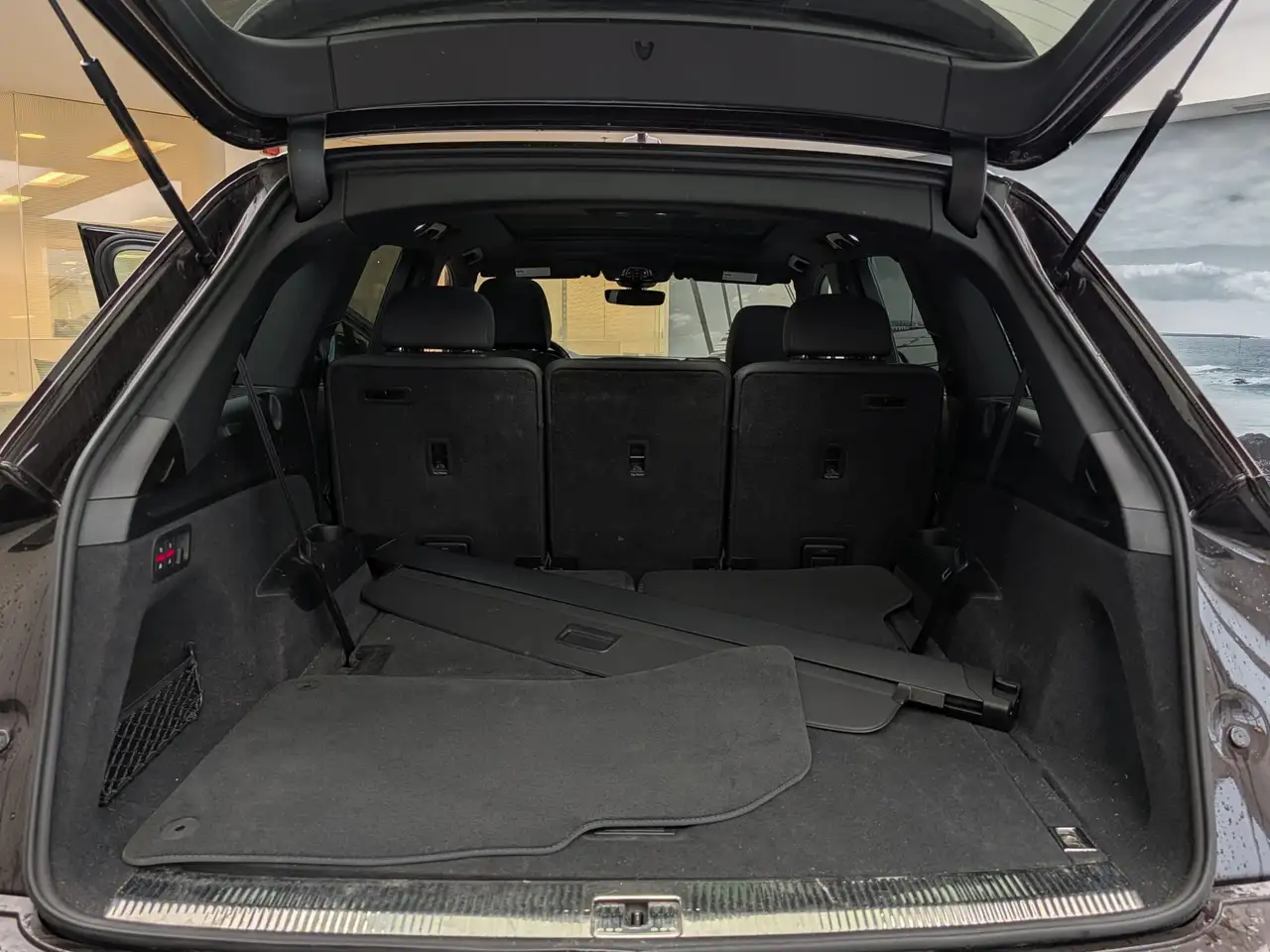 Audi Q7 снимка Audi Q7