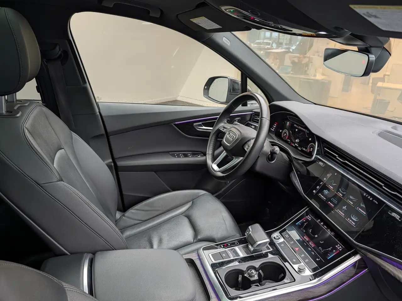 Audi Q7 снимка Audi Q7