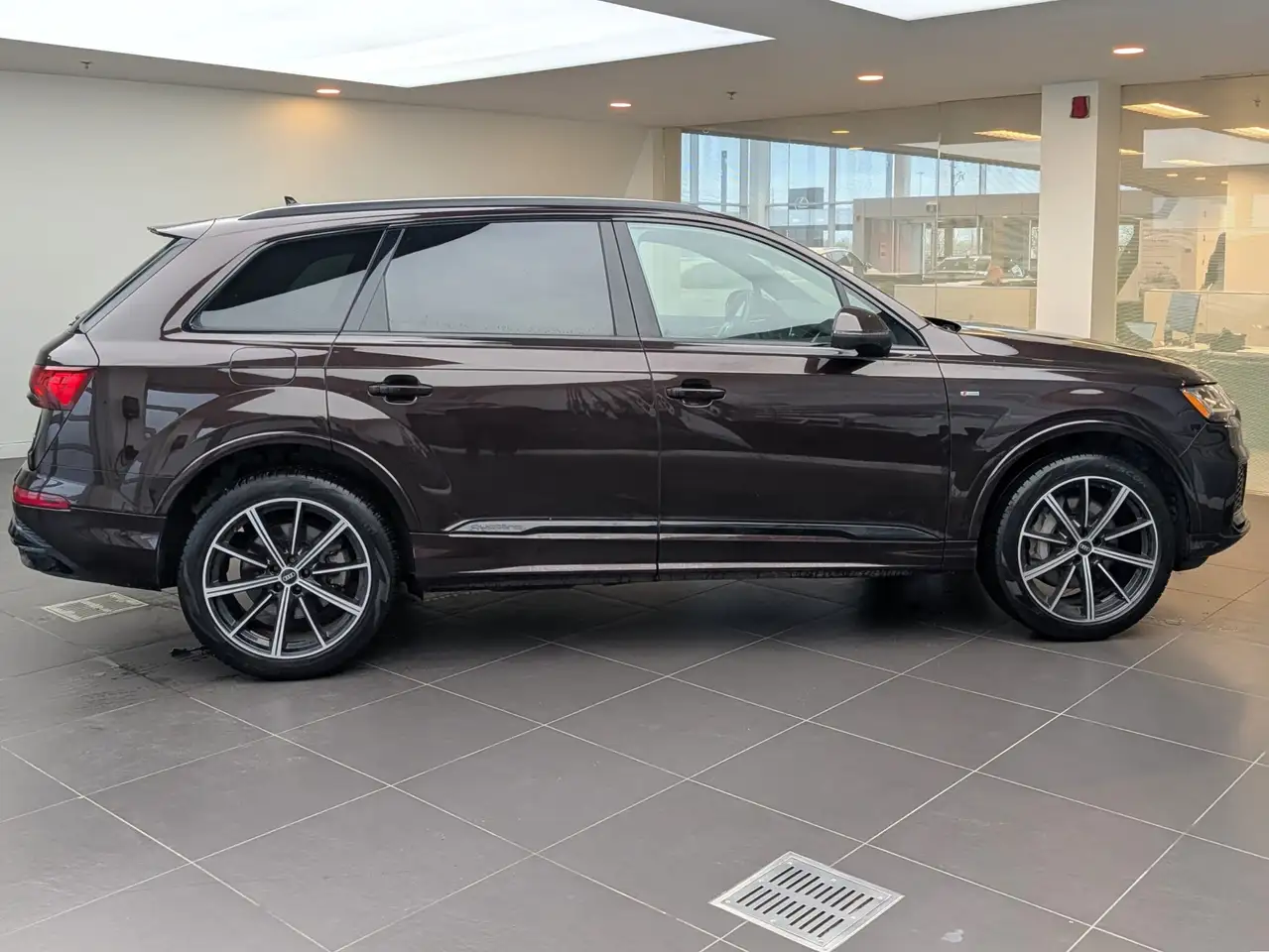 Audi Q7 снимка Audi Q7