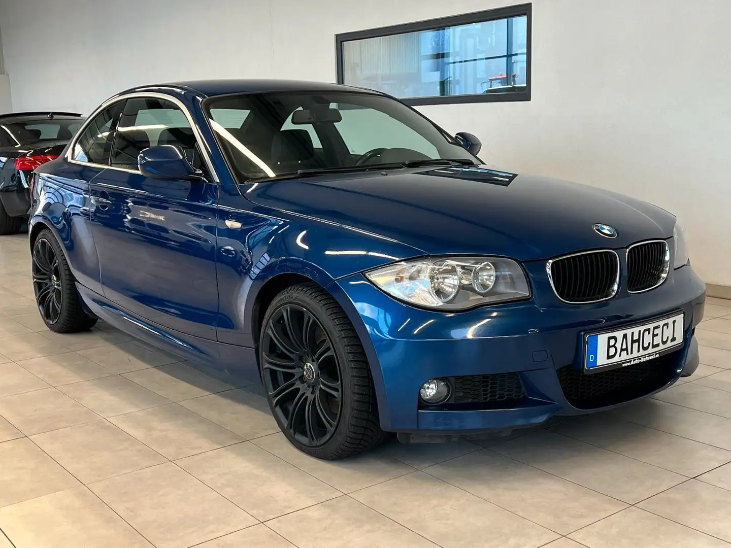 BMW 123 Coupe 123d M-Sportpaket*Klimaauto*Multi*H&K*18" Blau - 1