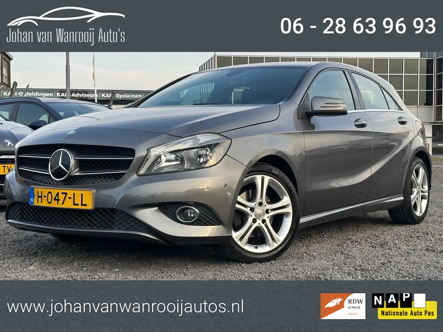 Mercedes-Benz A 180 Ambition/CAMERA/NAVI/AIRCO! Grijs - 1