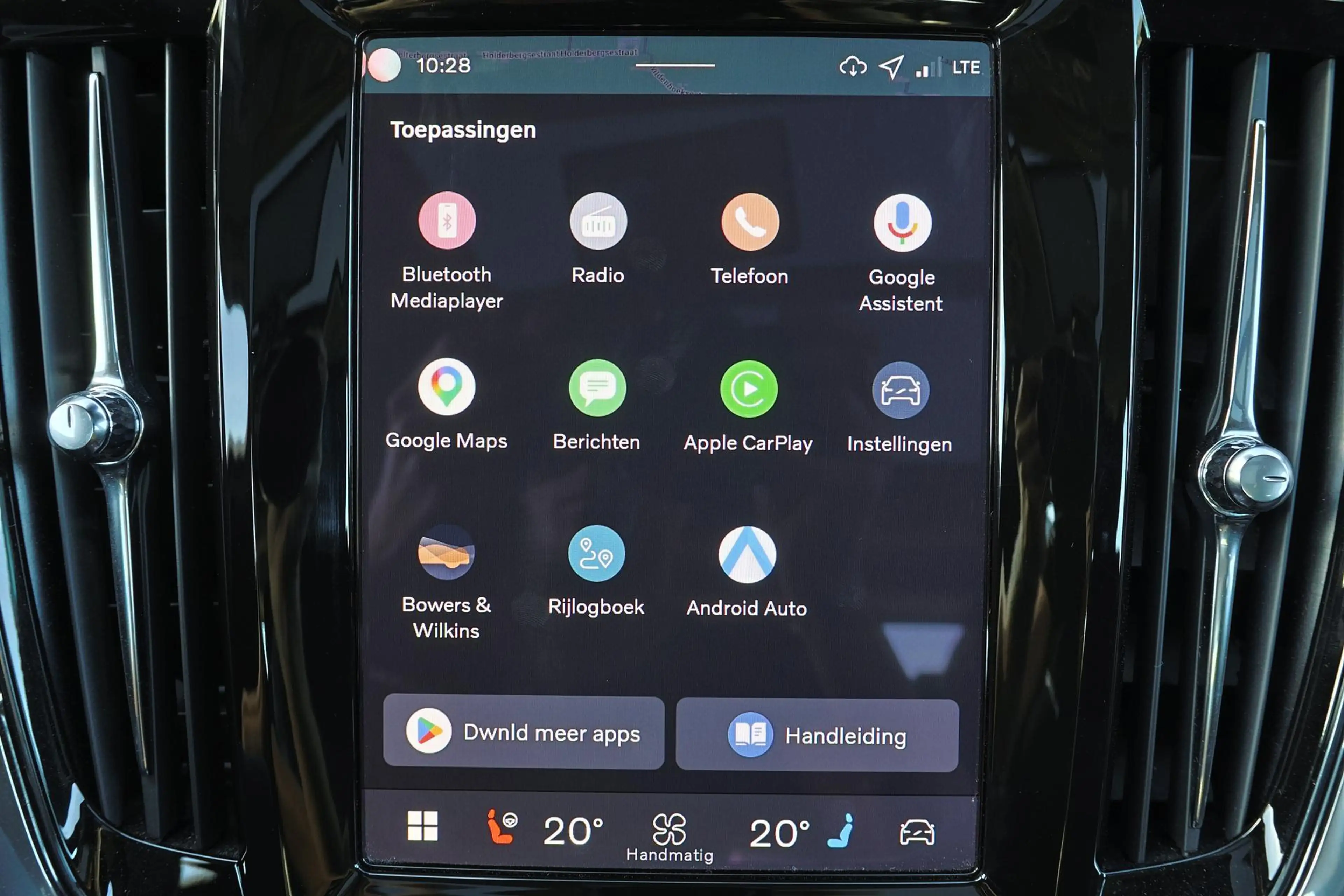 Volvo V90 T8 Recharge AWD Ultra Dark - Luchtvering - Panoram — photo 6