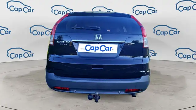 Honda CR-V view 3