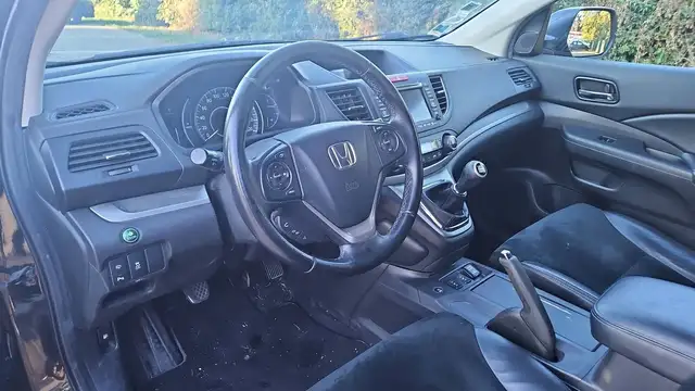 Honda CR-V view 8