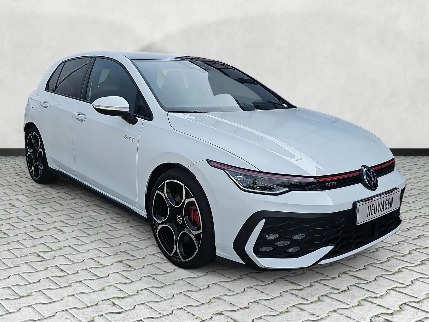Volkswagen Golf 2.0 TSI 195 kW GTI DSG IQ.Light 19Zoll Pano Kam... Weiß - 1