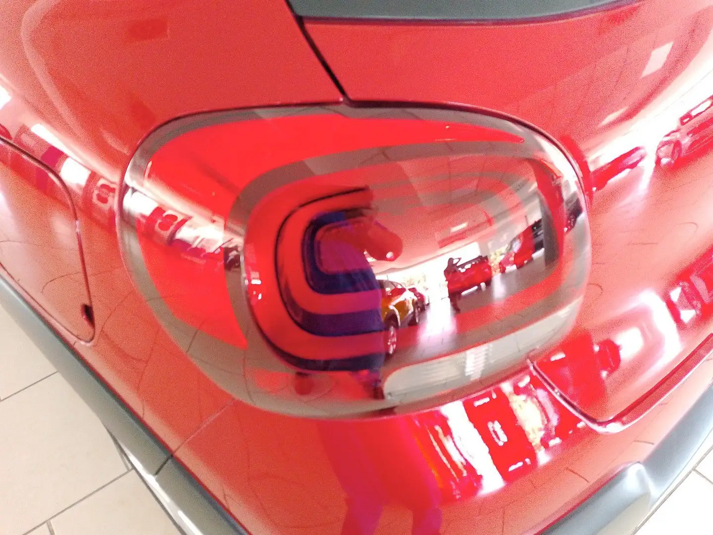 Citroen C3 3ª serie PureTech 83 S&S Feel Rosso - 2