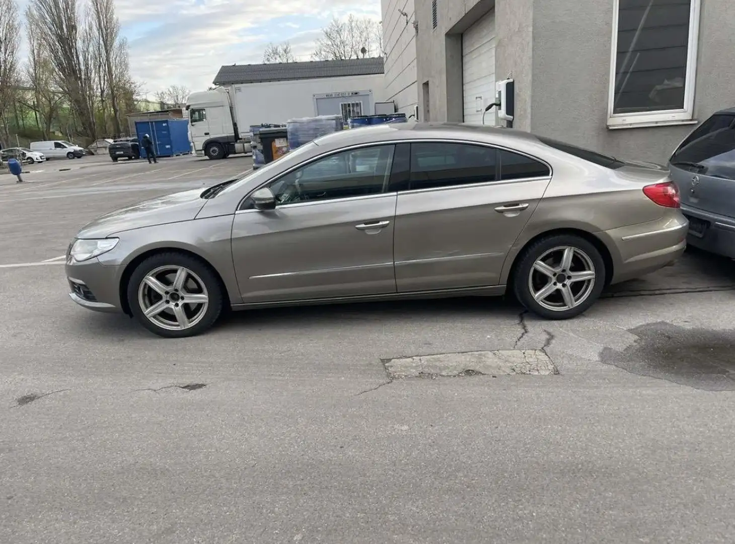 Volkswagen Passat CC BMT 2,0 TDI DPF - 2