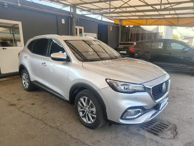 MG HS HS I 1.5 t Luxury auto NESSUN VINCOLO