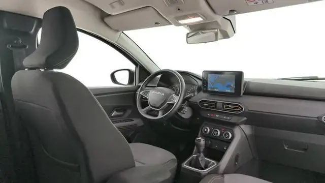 Dacia Sandero view 2