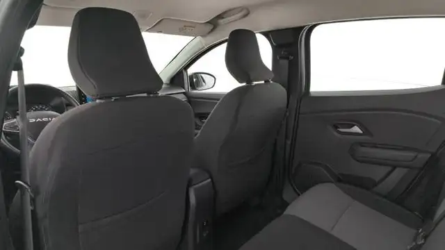 Dacia Sandero view 9