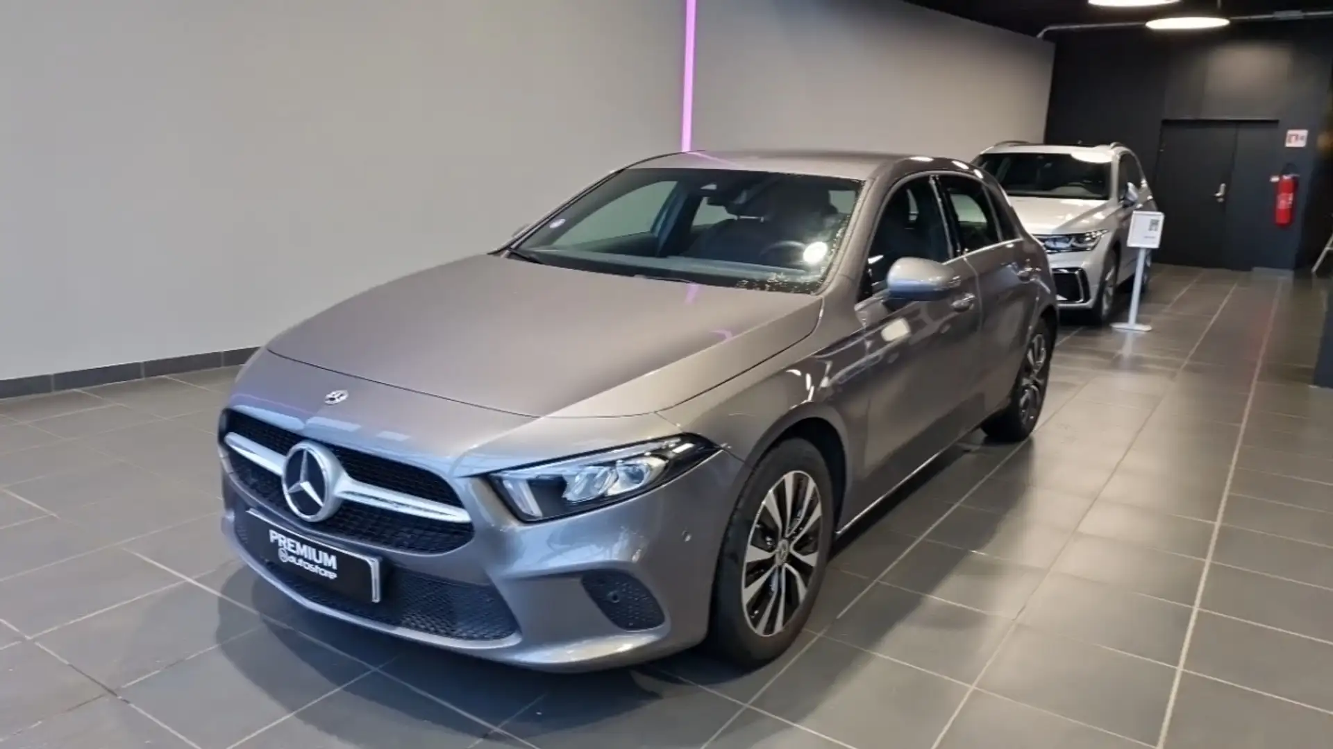 Mercedes-Benz A 250 250 E 8G-DCT STYLE LINE - 1