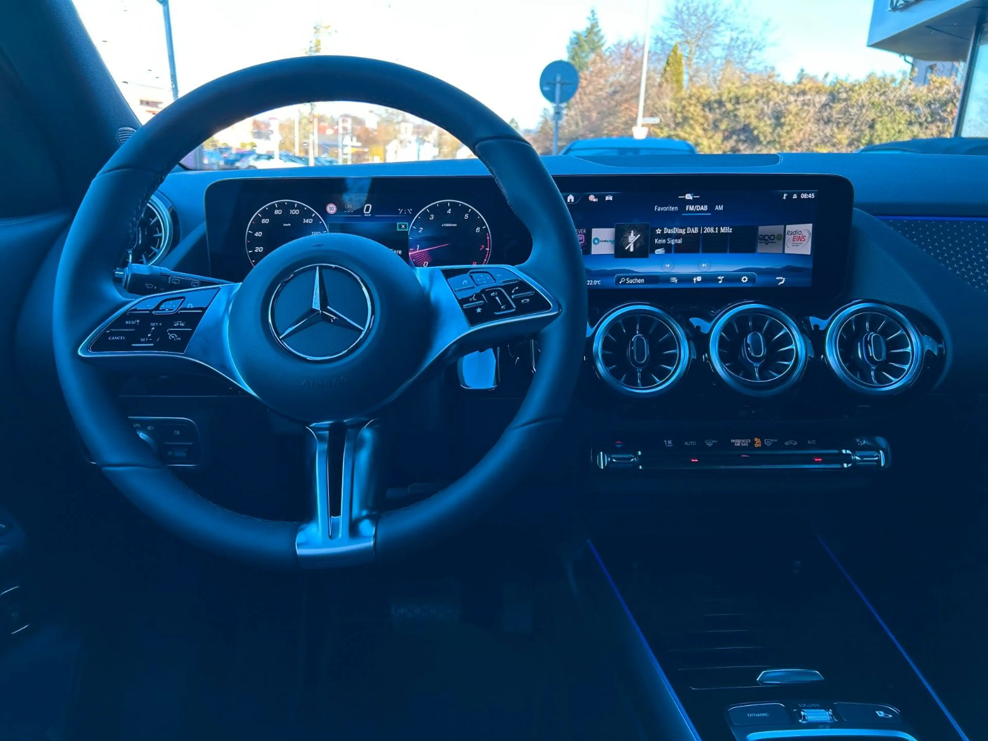 Mercedes-Benz GLA 200 EDITION PROGRESSIVE,NIGHT,360,WINTER — photo 10