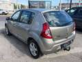 Dacia Sandero Lauréate 1,6 MPI 87PS neues Pickerl Grau - thumbnail 5