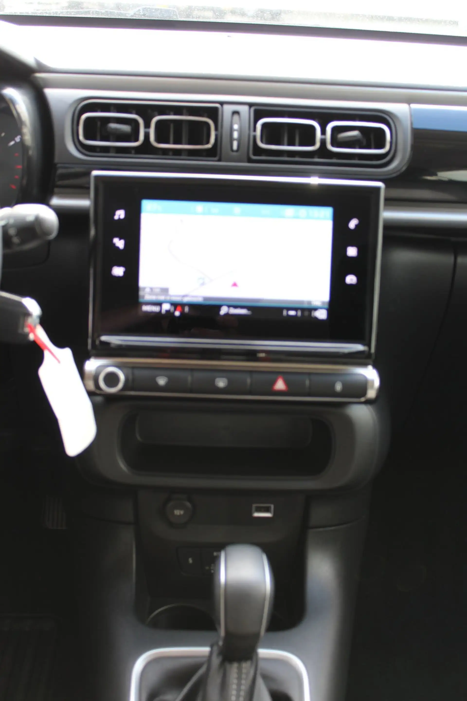 Citroen C3 1.2 PureTech Feel Edition — photo 10