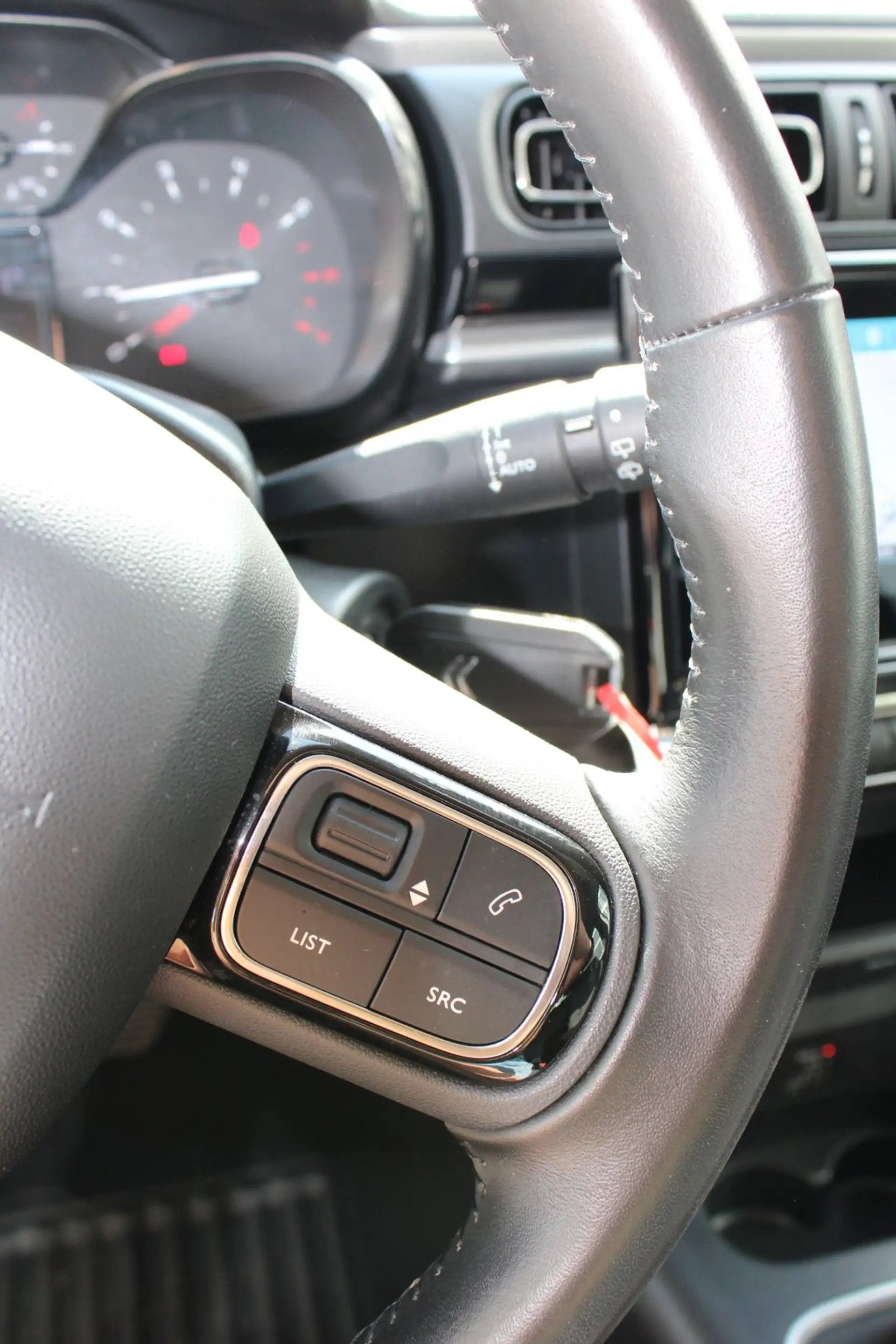 Citroen C3 1.2 PureTech Feel Edition — photo 15