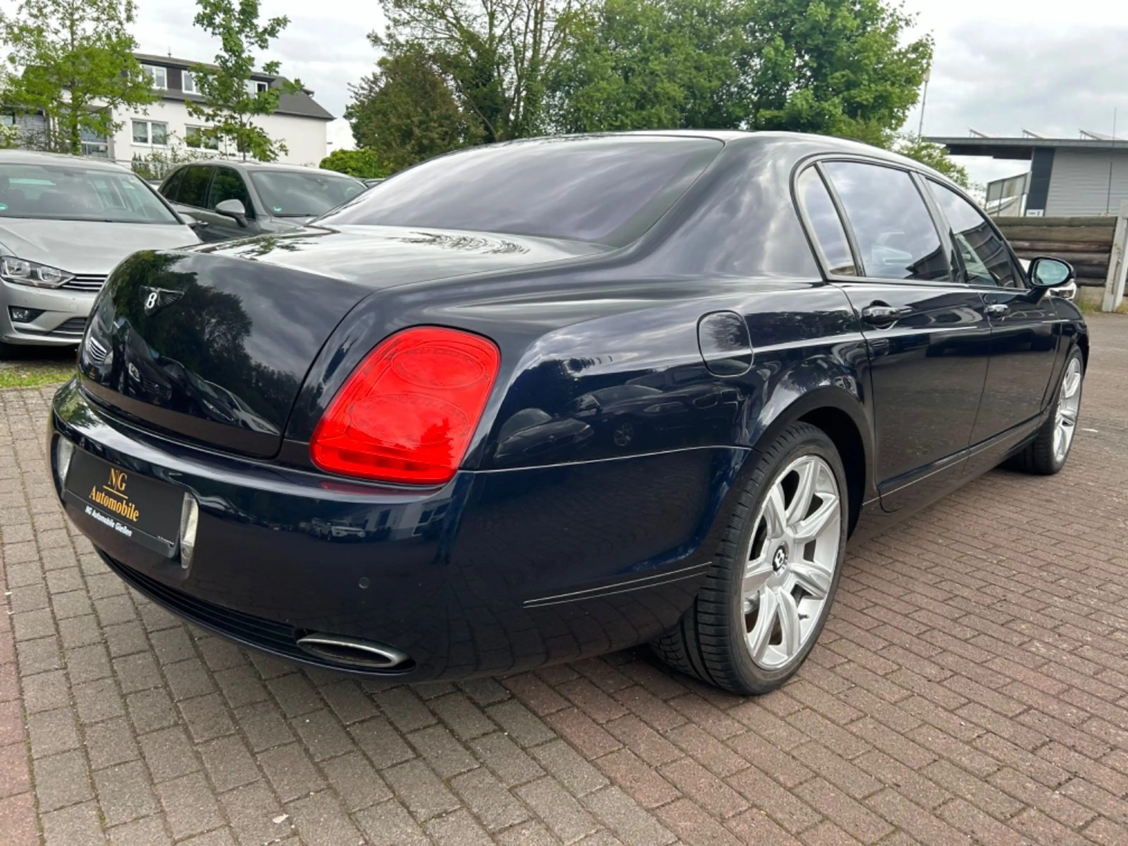 Bentley Flying Spur W12 *Keyless*GSD*HU Neu* — photo 5