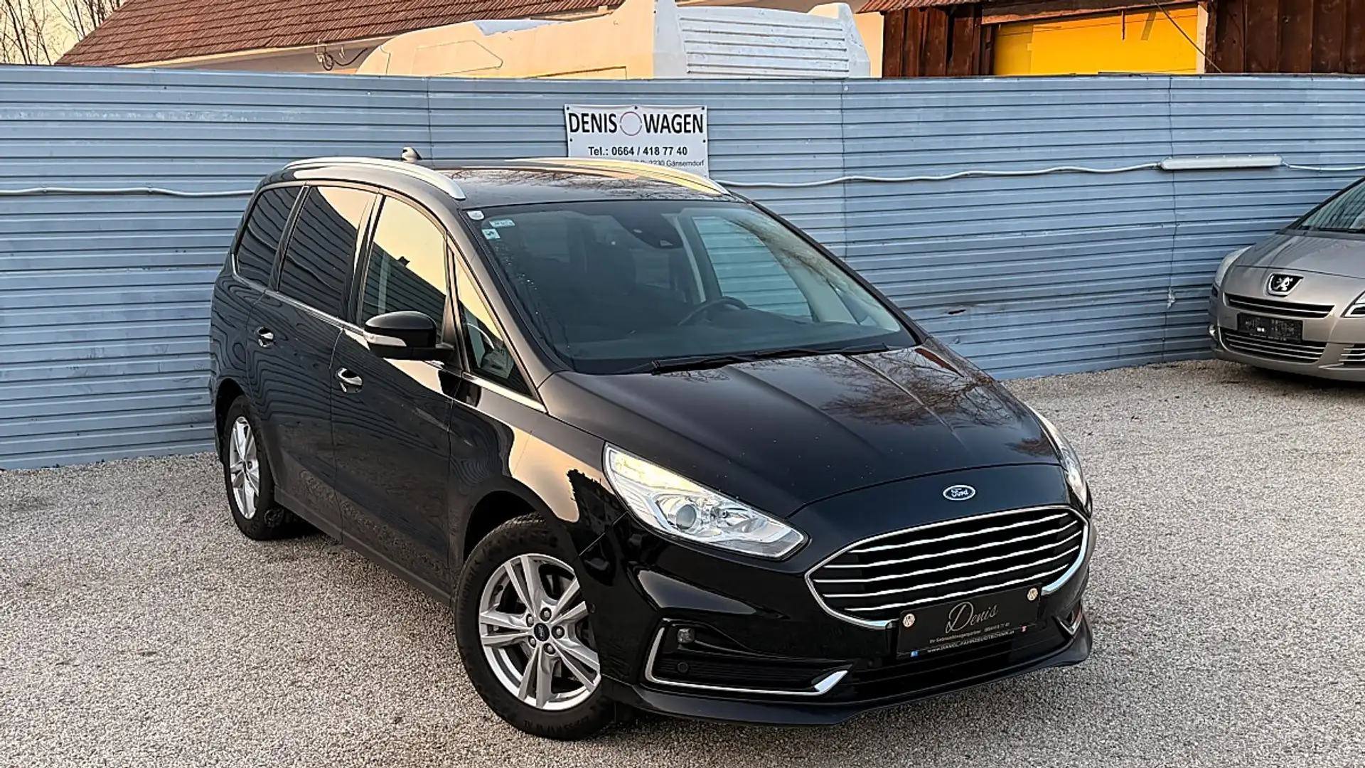 Ford Galaxy 2,0 EcoBlue SCR Titanium Aut. Schwarz - 1