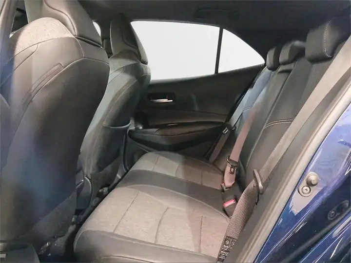 Toyota Auris 2022, foto 11