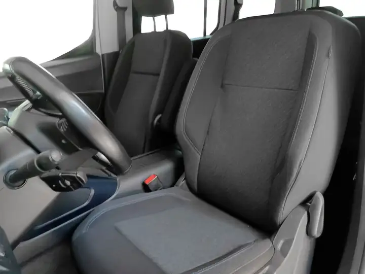 Peugeot Rifter 2021, foto 22