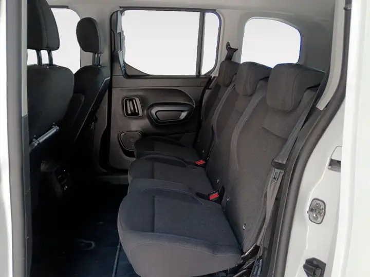 Peugeot Rifter 2021, foto 12