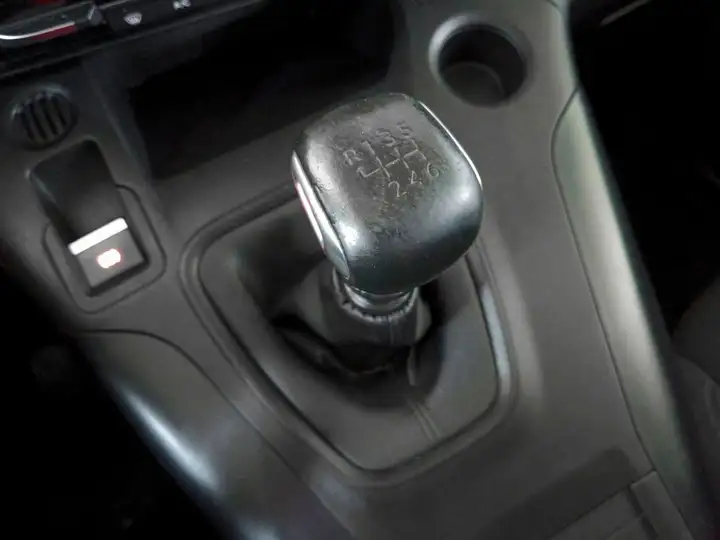 Peugeot Rifter 2021, foto 15