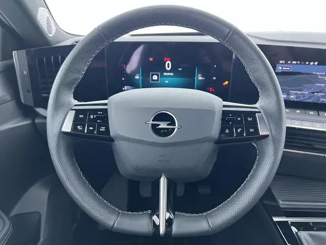 Opel Astra view 15