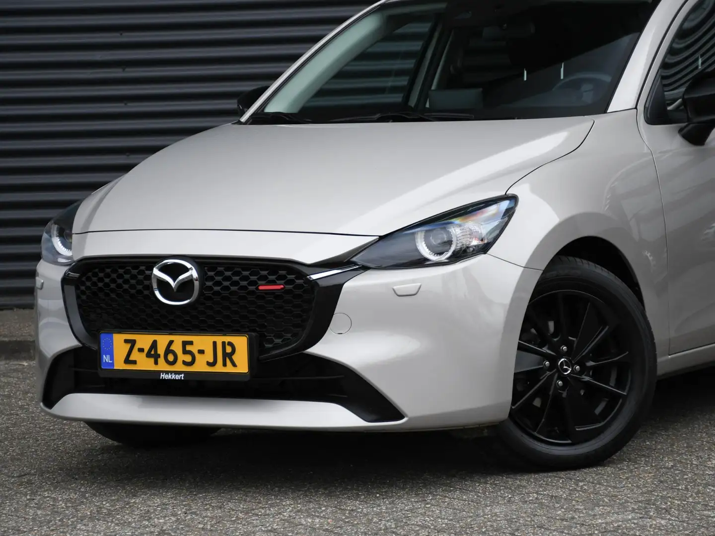 Mazda 2 Homura 1.5 SkyActiv-G 90pk Automaat STOEL/STUURVER Bruin - 2